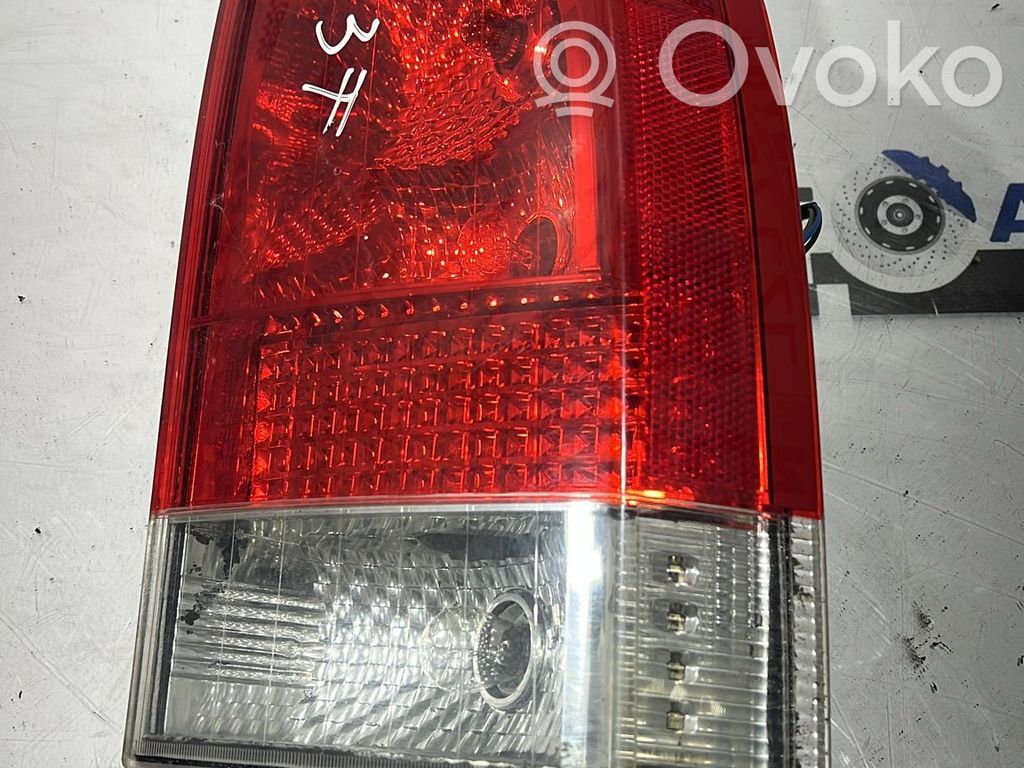 Volvo V70 Galinis žibintas kėbule 