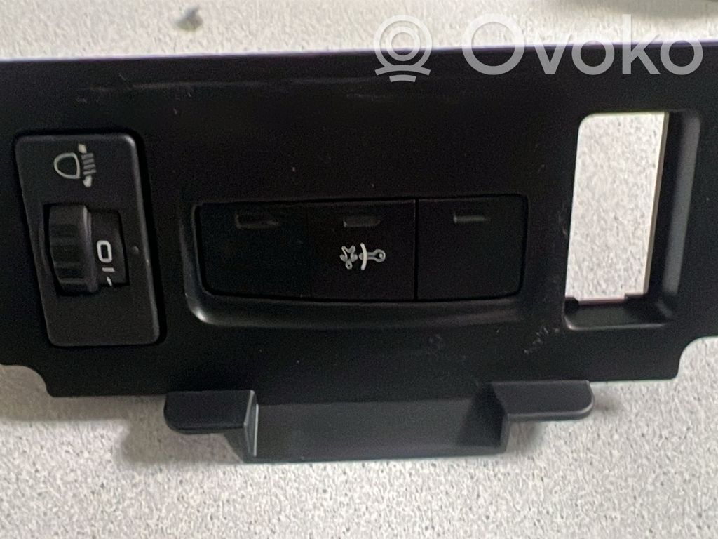 Citroen C4 Grand Picasso Headlight level height control switch 