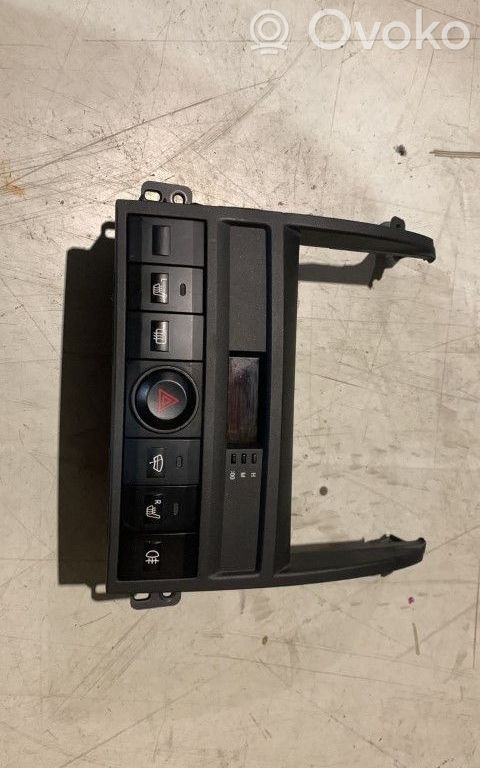 KIA Sorento Hazard warning light relay 