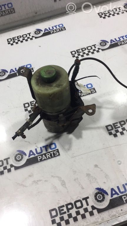 Power steering pump   BMD