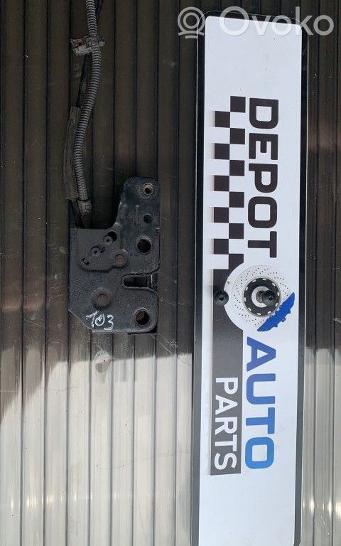 Volkswagen Touran I Engine bonnet/hood lock/catch 