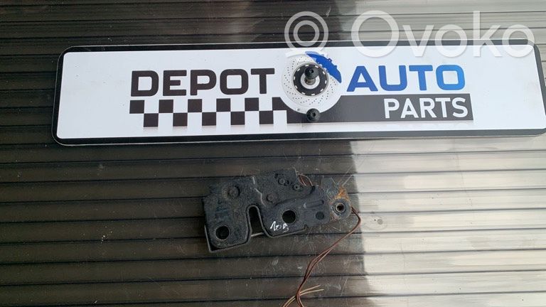Opel Corsa D Engine bonnet/hood lock/catch 