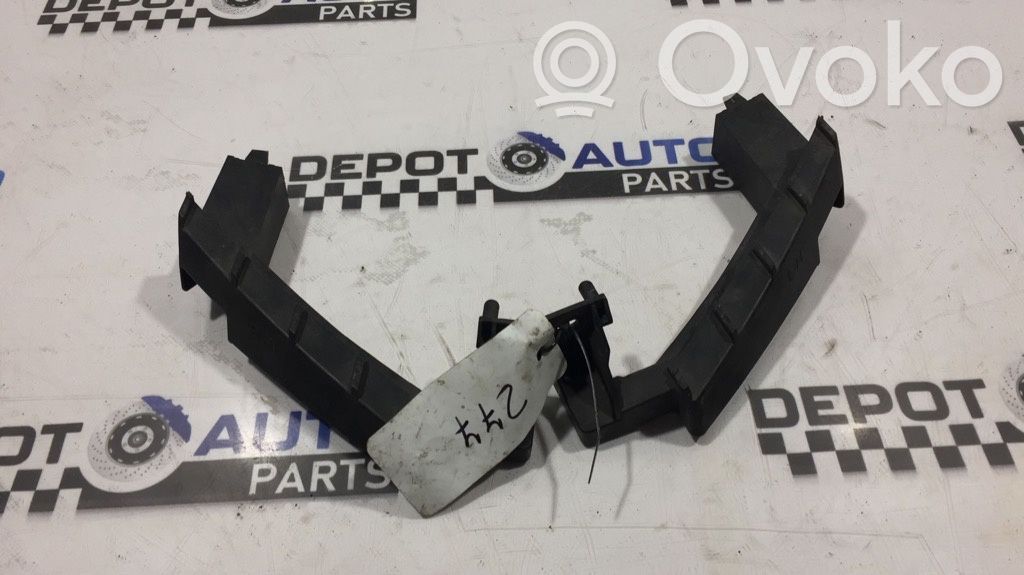 Mazda 6 Support phare frontale 