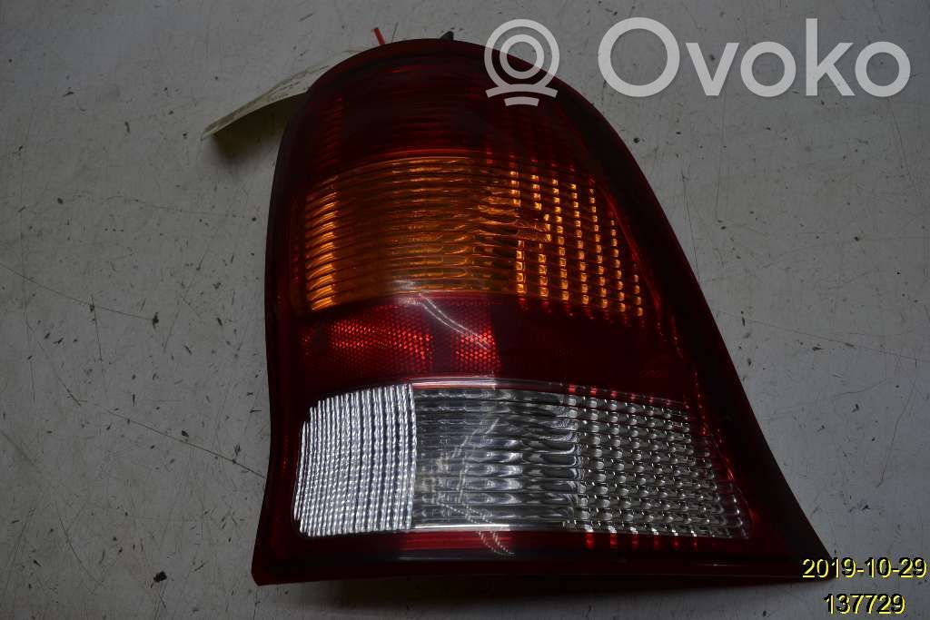 Ford Windstar Luz trasera/de freno 