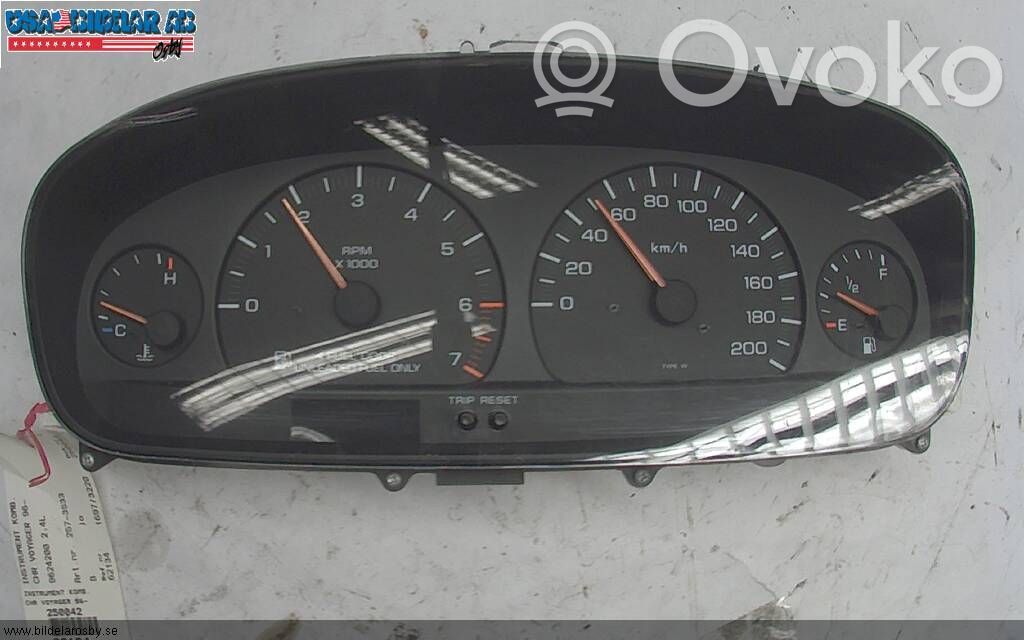 Chrysler Voyager Speedometer (instrument cluster) 