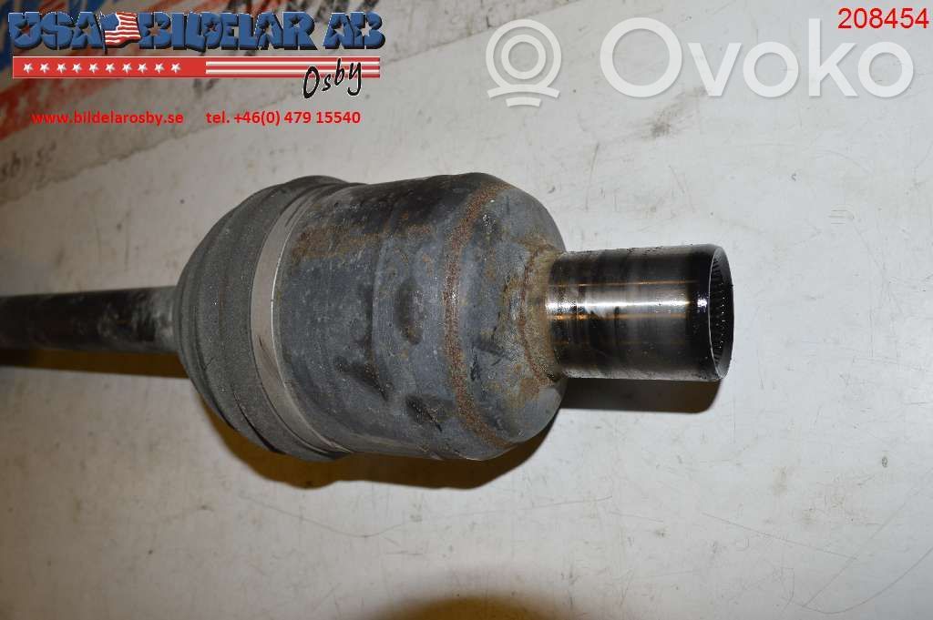 Aizmugurējā pusass   44702299