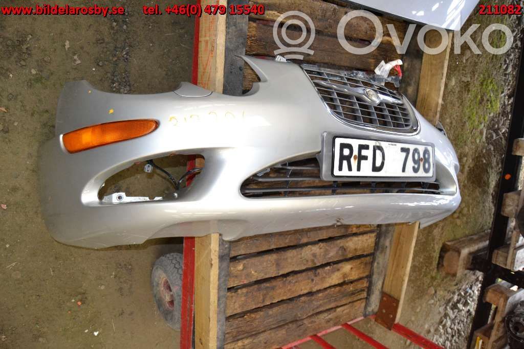 Zderzak przedni   10501381C