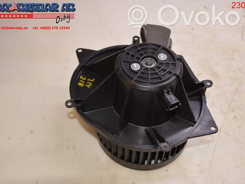 Chrysler 300 - 300C Mazā radiatora ventilators 