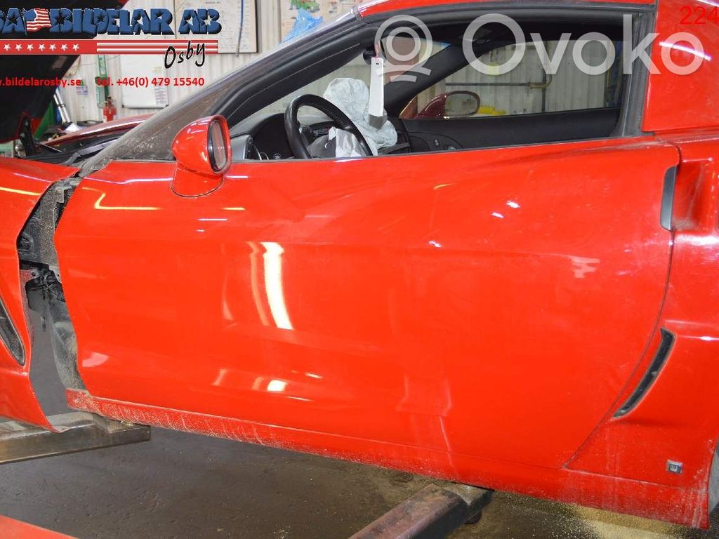 Chevrolet Corvette Дверь 