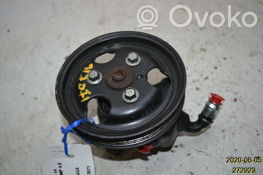 Ford Mustang V Power steering pump 
