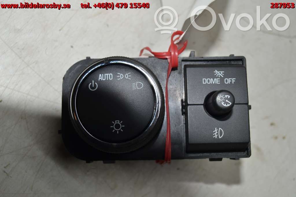 Chevrolet Silverado Light switch 