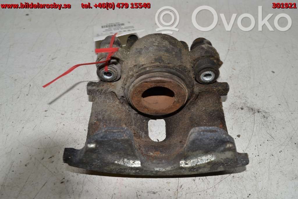 Dodge RAM Задний суппорт 