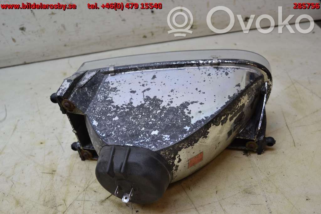 Ford Explorer Headlight/headlamp 