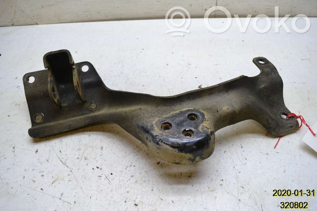Engine mounting bracket   52110084AC,52110084AC