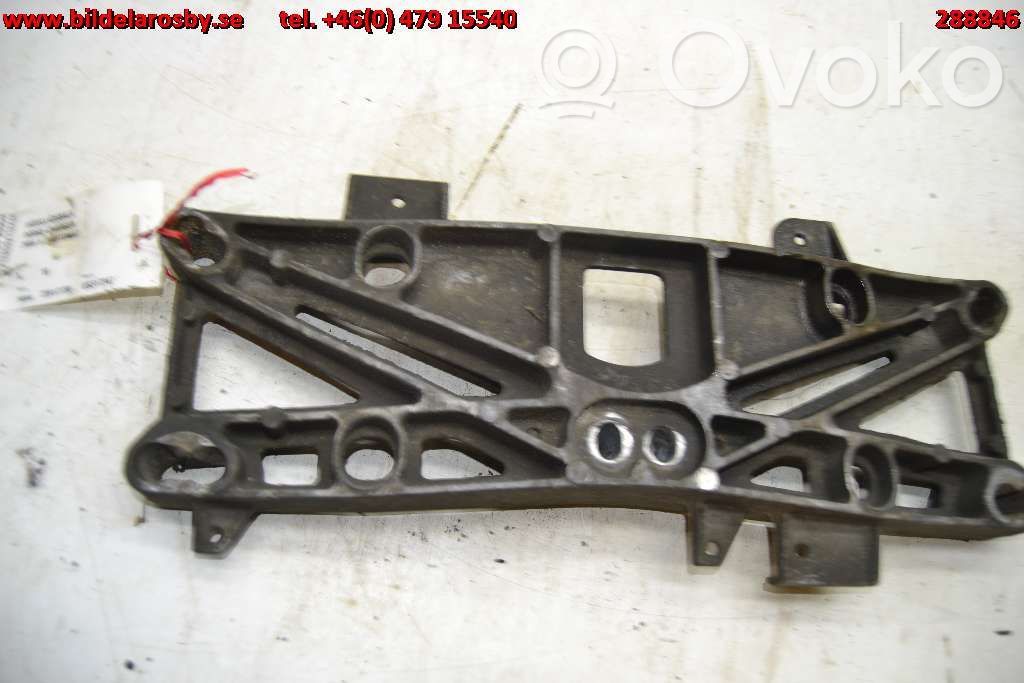 Dodge Charger Gearbox mounting bracket 
