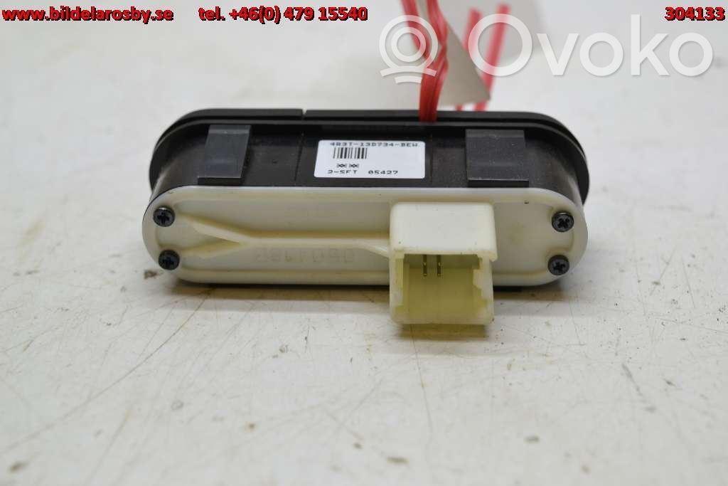 Ford Mustang V Hazard light switch 