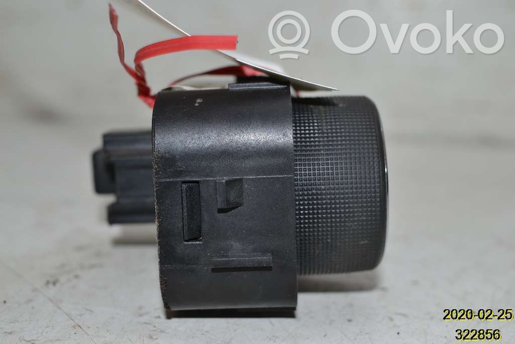 Chevrolet Silverado Light switch 