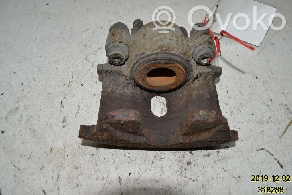 Dodge RAM Задний суппорт 
