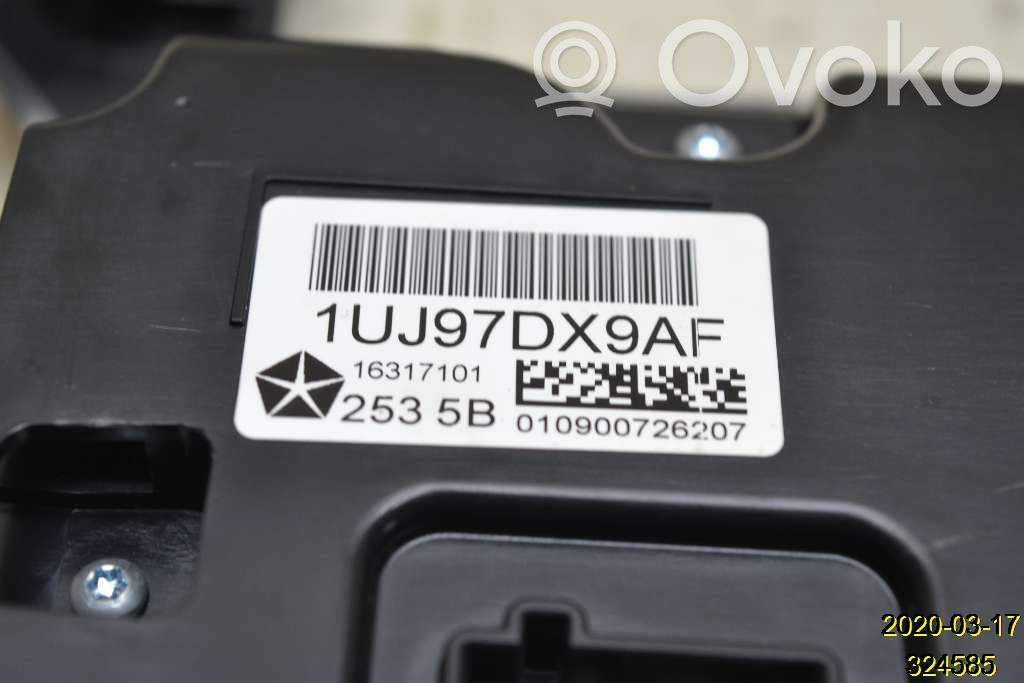 Climate control unit   1UJ97DX9AF,65502489