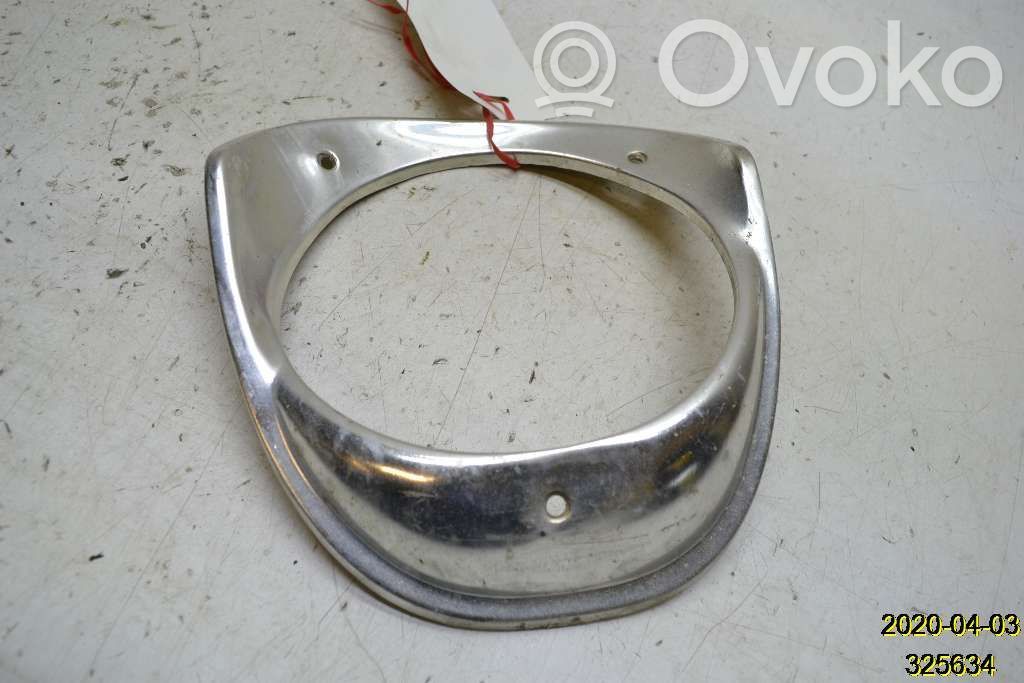 Under headlight/headlamp trim
