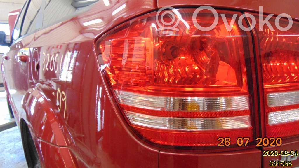Rear/tail lights   16602608L