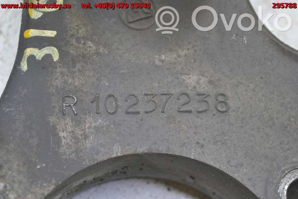 Chevrolet Corvette Priekšējā riteņa rumbas vārpstas šarnīrs (stupica, capfa) 