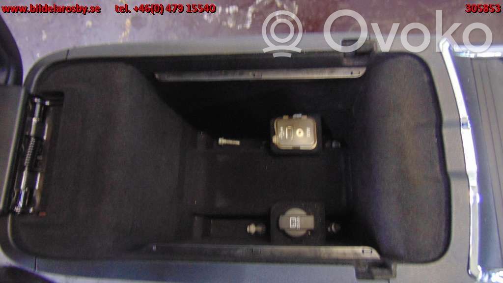 Center console   1JN671S9AK