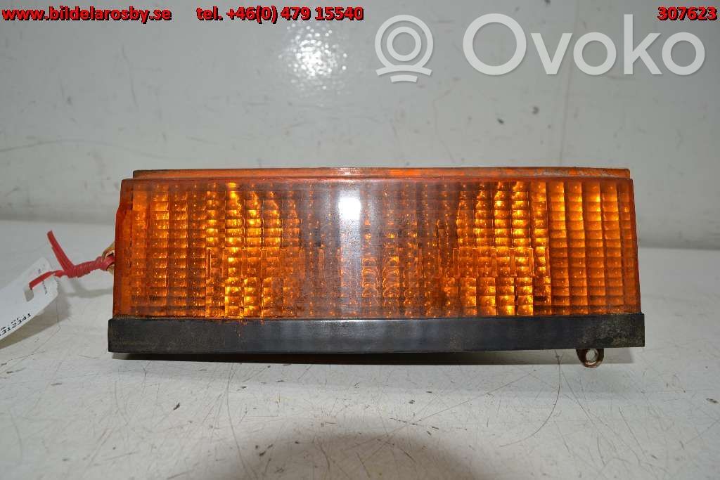 Jeep Cherokee Front indicator light 