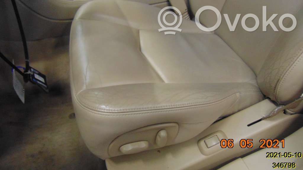 Front driver seat   20200639L