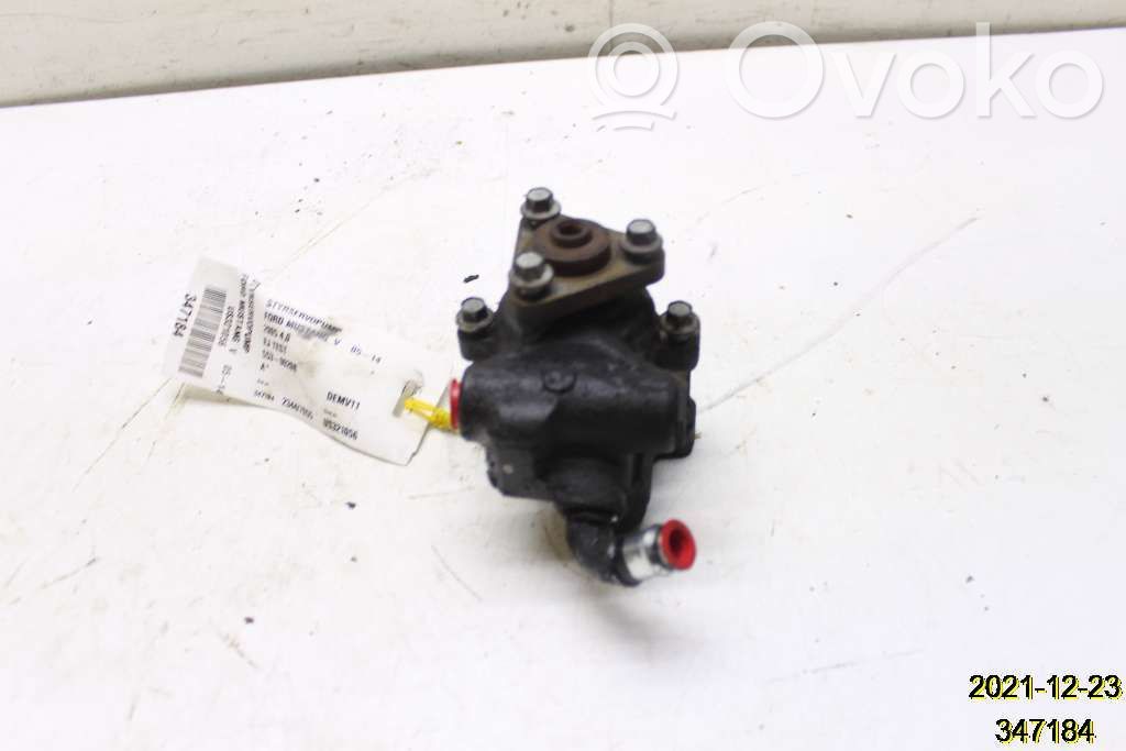 Ford Mustang V Power steering pump 