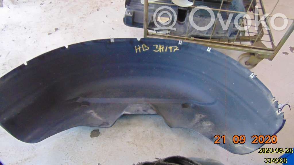 Front wheel arch liner splash guards   68148510AB
