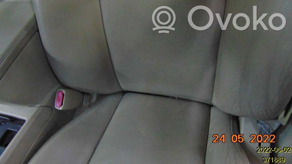Front driver seat   20200643L