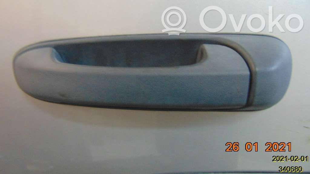 Jeep Cherokee Manecilla externa puerta delantera 