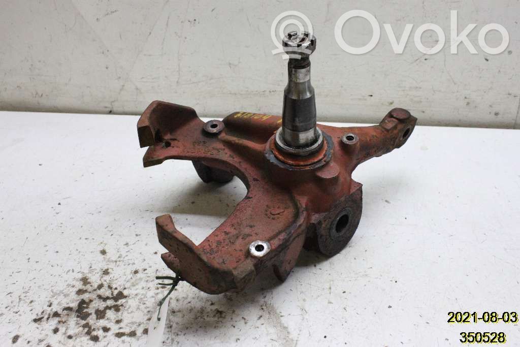 Chevrolet Van G20 Achsschenkel vorne 