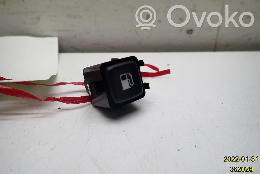 Chevrolet Corvette Fuel tank opening switch 