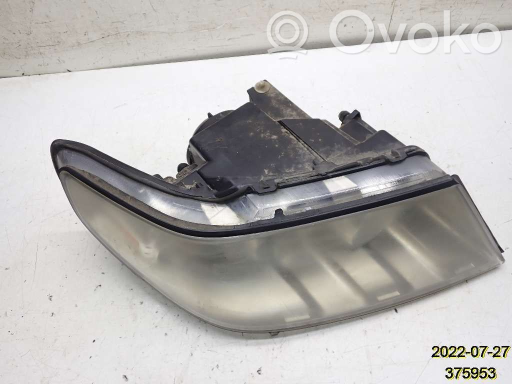 Saab 9-7X Phare frontale 