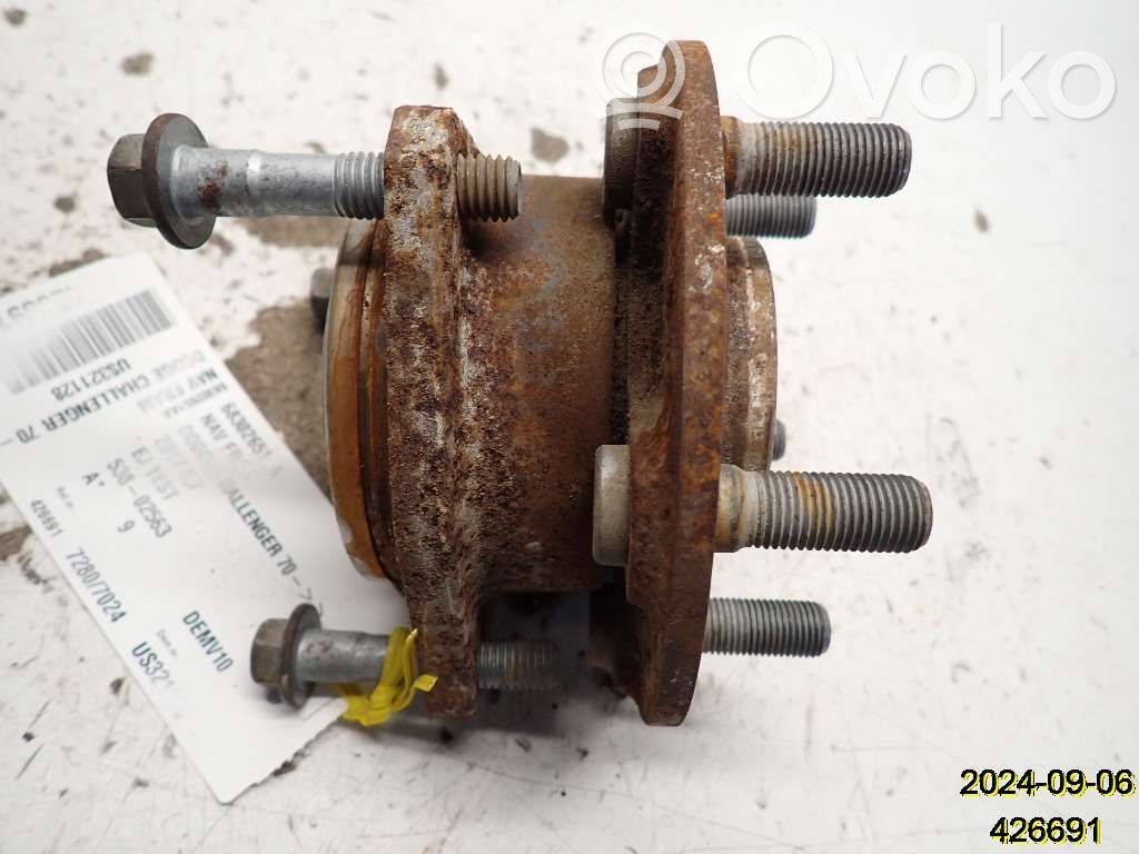 Dodge Challenger Front wheel hub spindle knuckle 