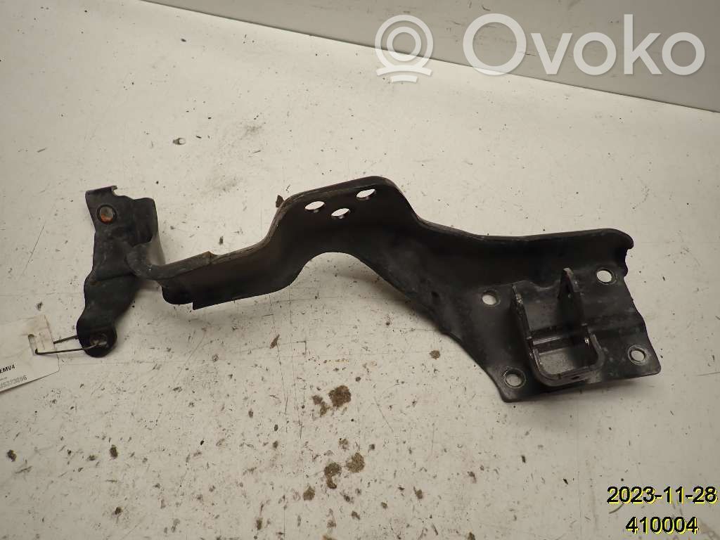 Dodge RAM Engine mounting bracket 