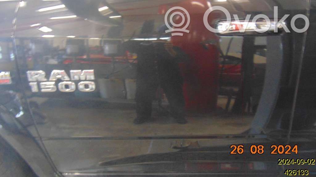 Dodge RAM Durvis 