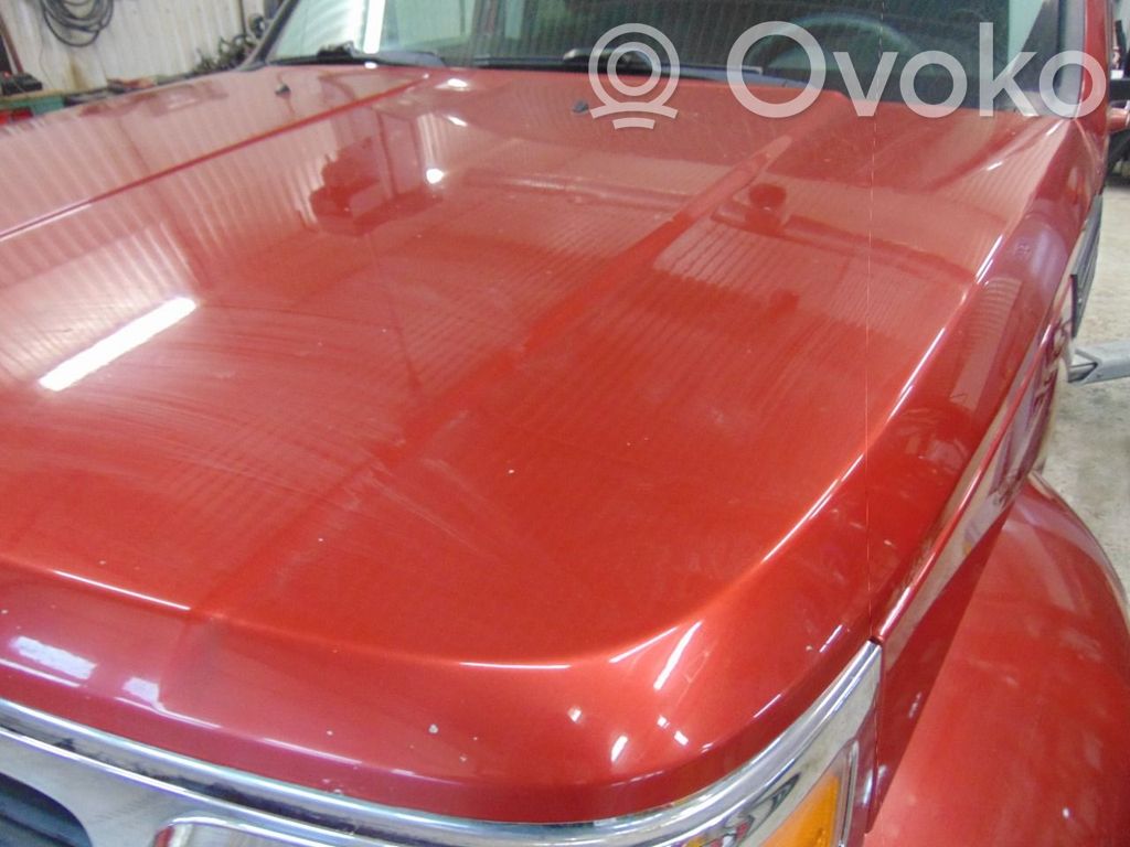 Dodge Nitro Dzinēja pārsegs (vāks) 