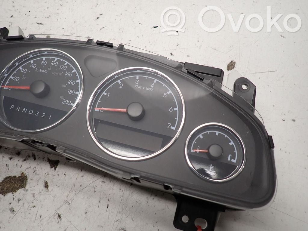 Chevrolet Uplander Speedometer (instrument cluster) 