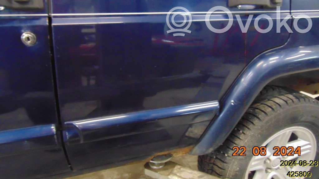 Jeep Cherokee Takaovi 
