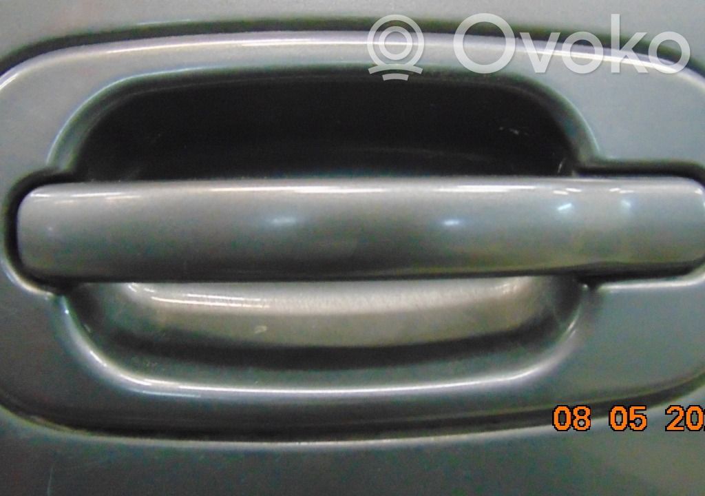 Chevrolet Tahoe Manecilla externa puerta delantera 