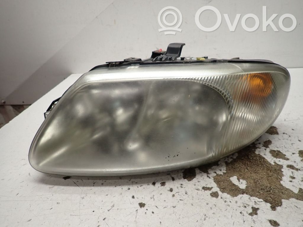 Chrysler Voyager Headlight/headlamp 