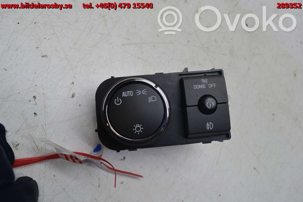 Chevrolet Tahoe Light switch 