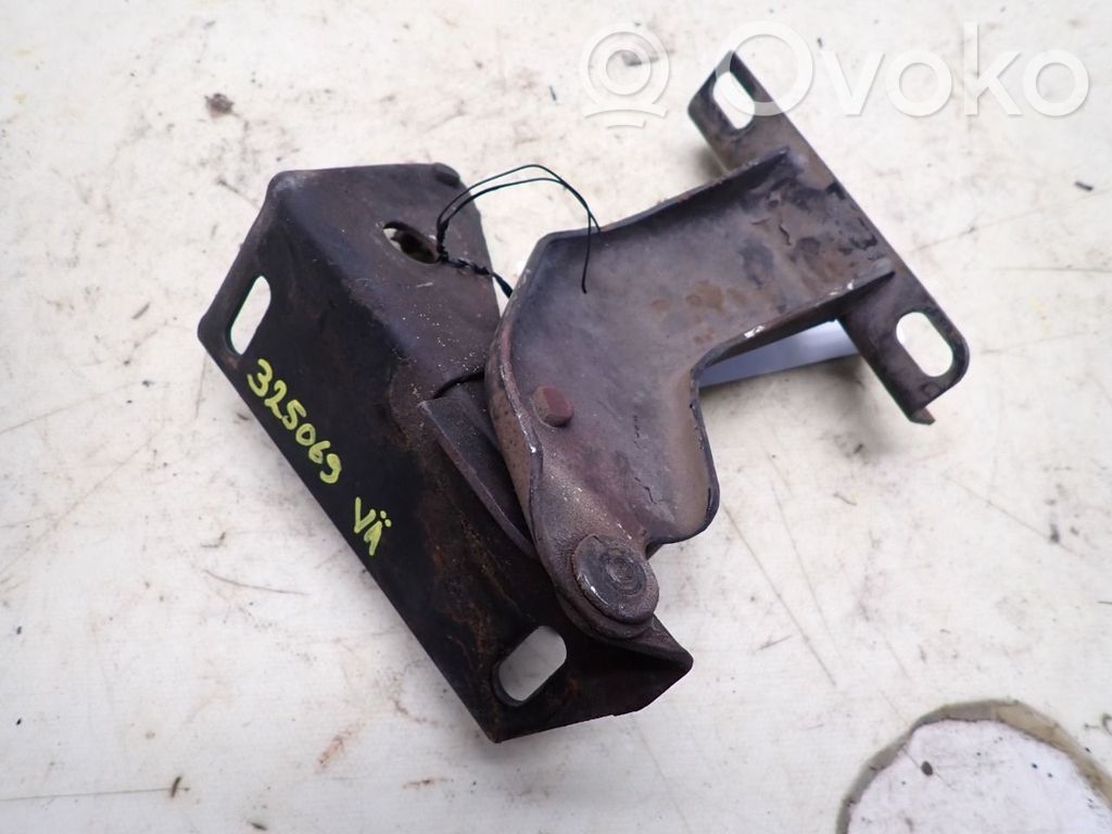 Chevrolet Corvette Engine bonnet/hood hinges 