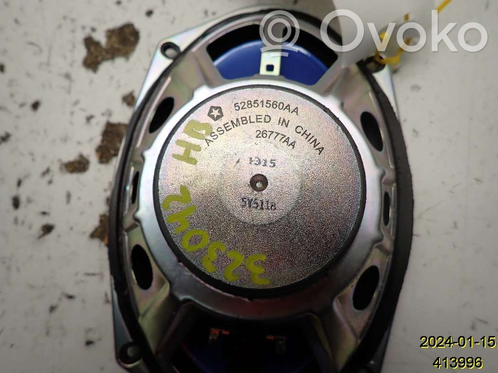 Dodge RAM Altavoz de la puerta trasera 