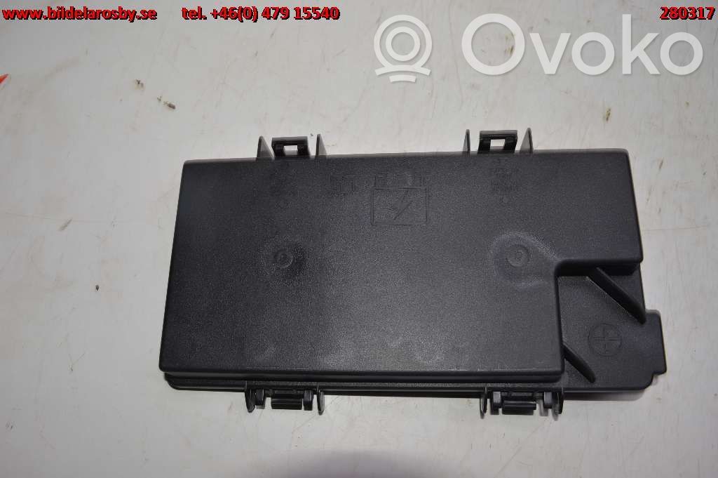 Sulakerasian kansi   68036345AA