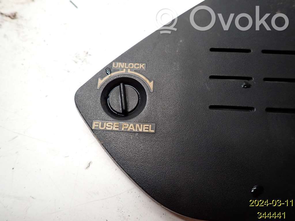 Chevrolet Corvette Coperchio scatola dei fusibili 