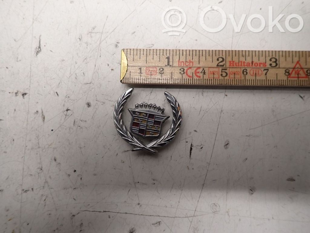 Cadillac DeVille Logo, emblème, badge 